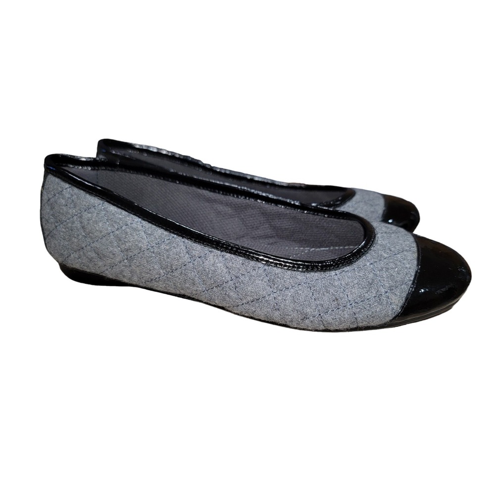 Pluggz Women's Gray casual Flats Black Patent‎ Toe Comfort Shoes Sz 7